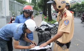 nhung-giai-phap-huu-ich-khi-bi-csgt-dung-xe-20