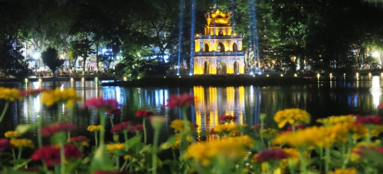 Du lịch bụi 1 ngày quanh Hà Nội_ 1 góc nhìn mới mẻ